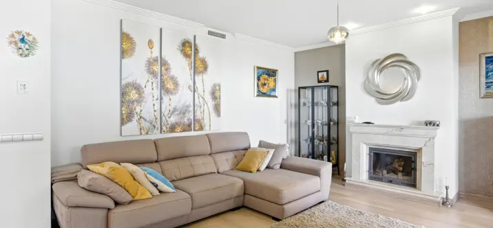 Townhouse R5144263 2