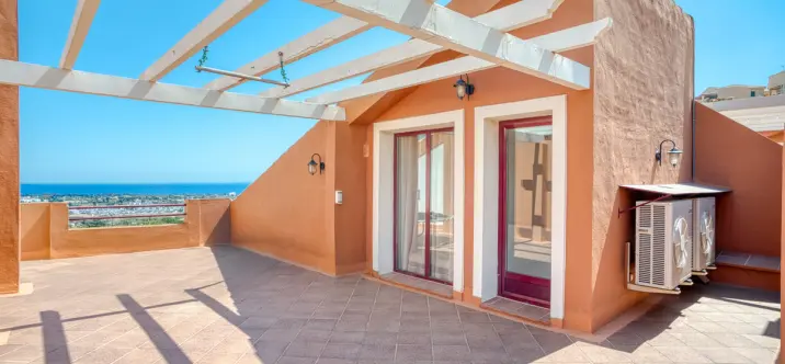 Townhouse R5144263 3