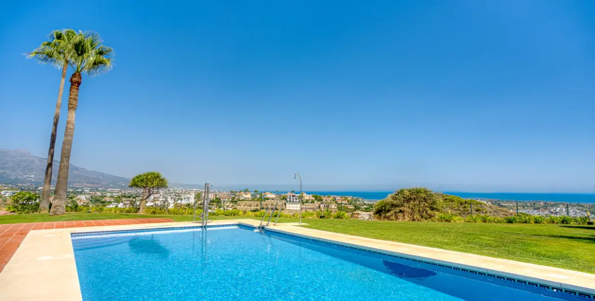 Sale of townhouse in Benahavís (district Benahavís) 6