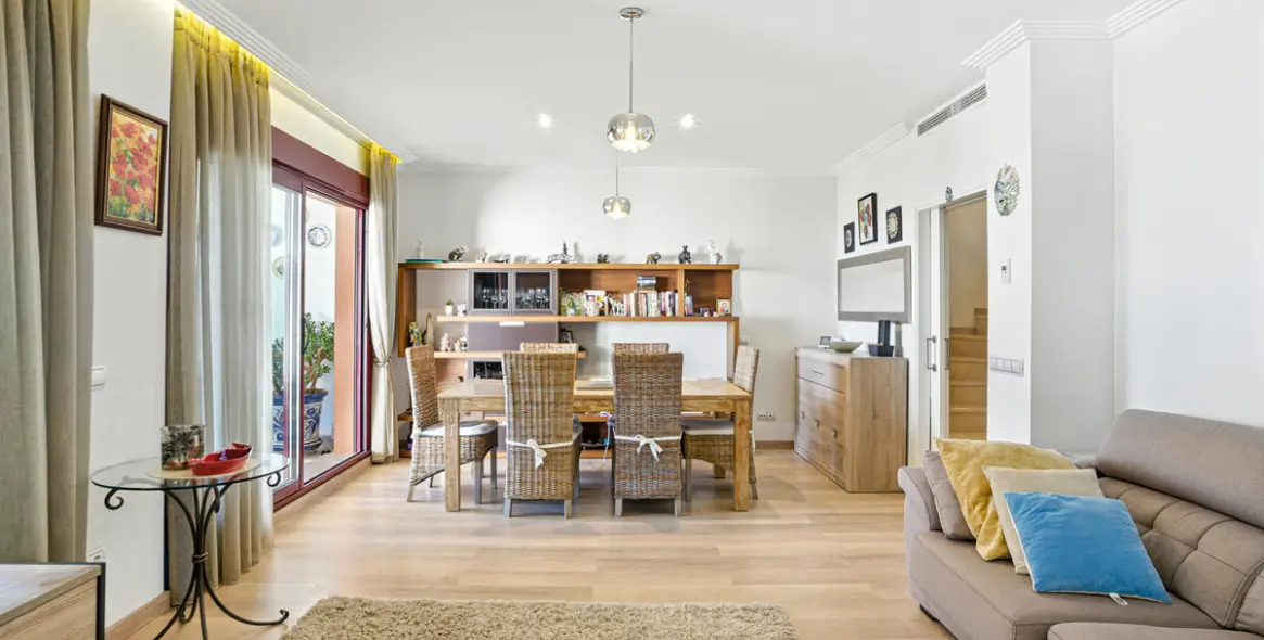 Sale of townhouse in Benahavís (district Benahavís) 7