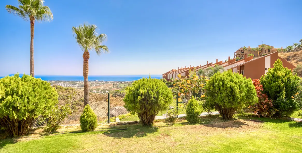 Sale of townhouse in Benahavís (district Benahavís) 9