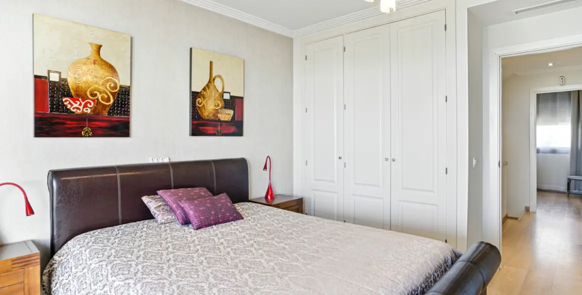 Sale of townhouse in Benahavís (district Benahavís) 10