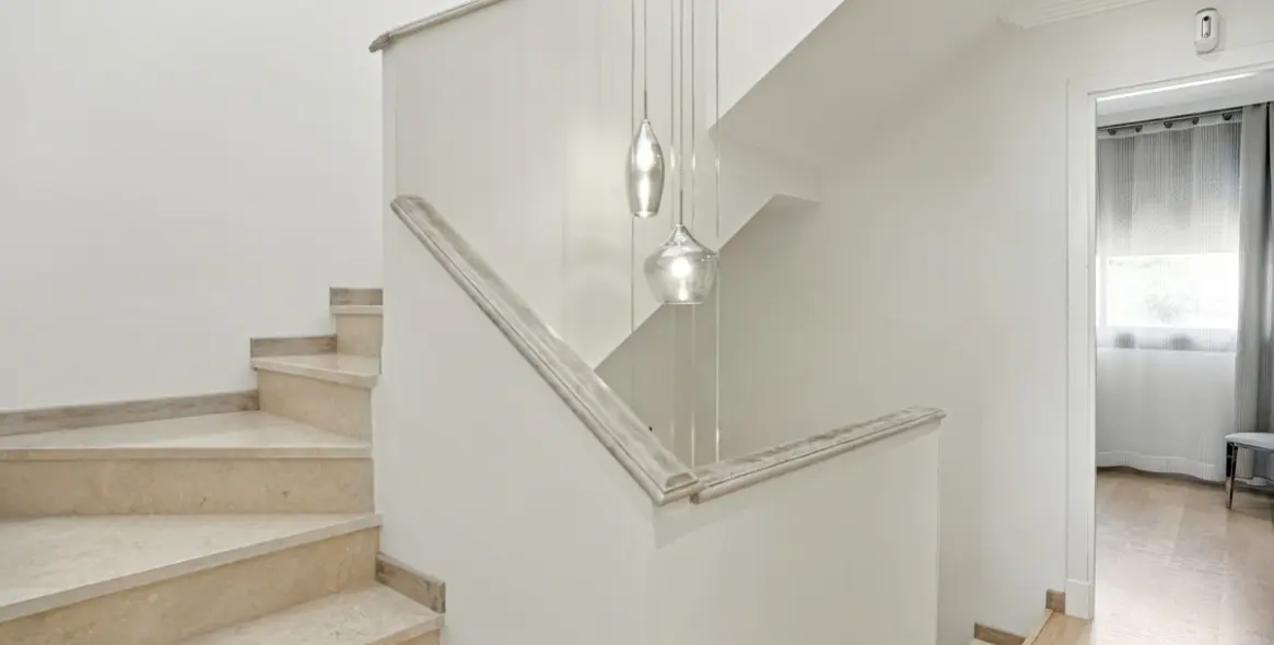 Продажа таунхауса в Benahavís 11