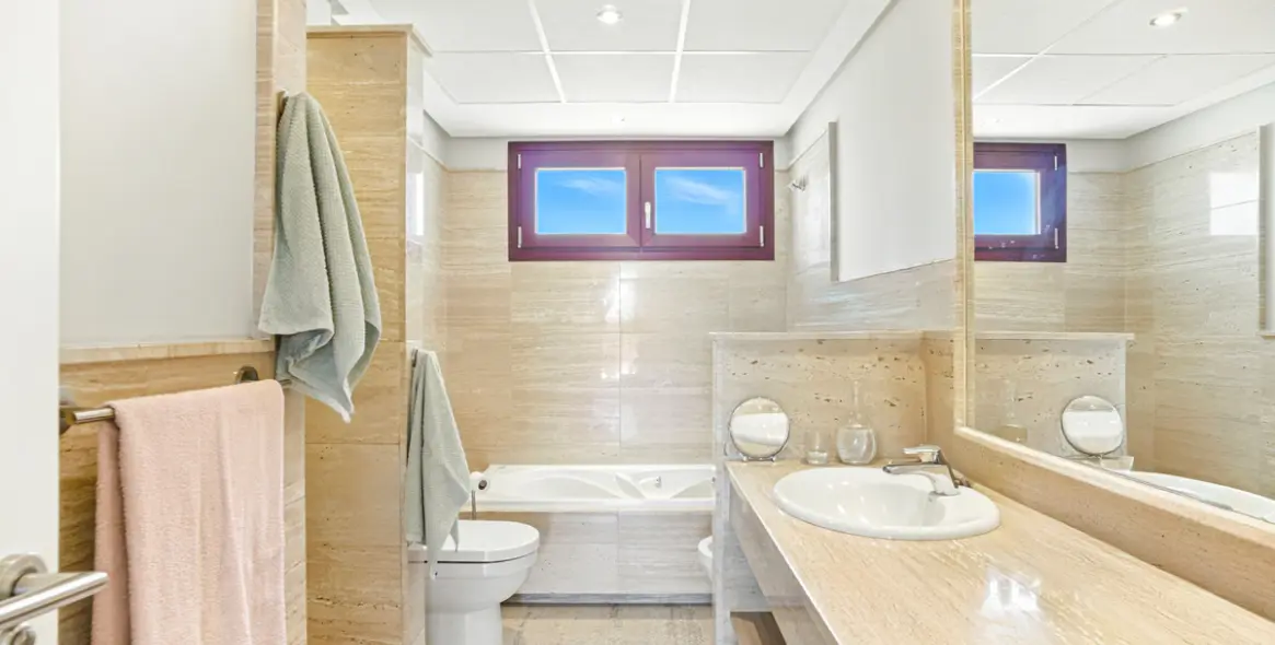 Продажа таунхауса в Benahavís 33