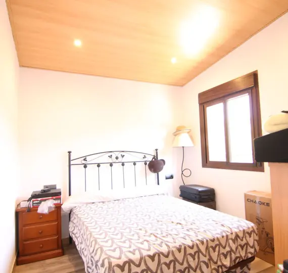 Detached villa R5146741