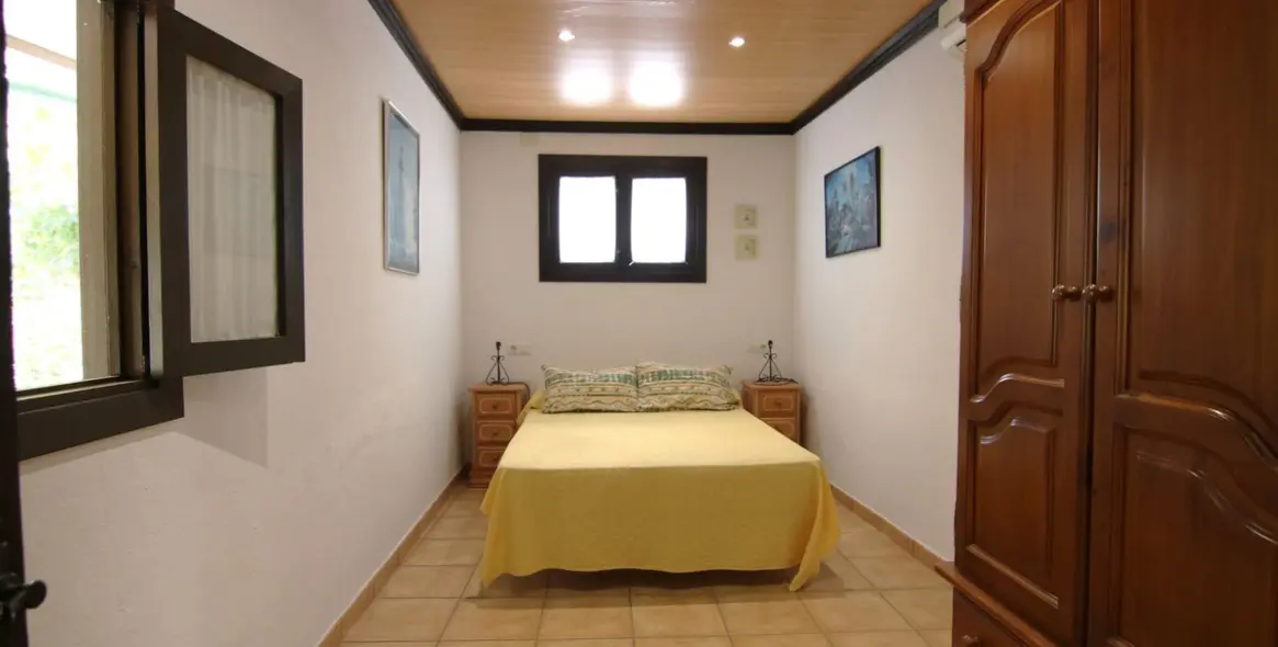 Sale of detached villa in Pizarra 4
