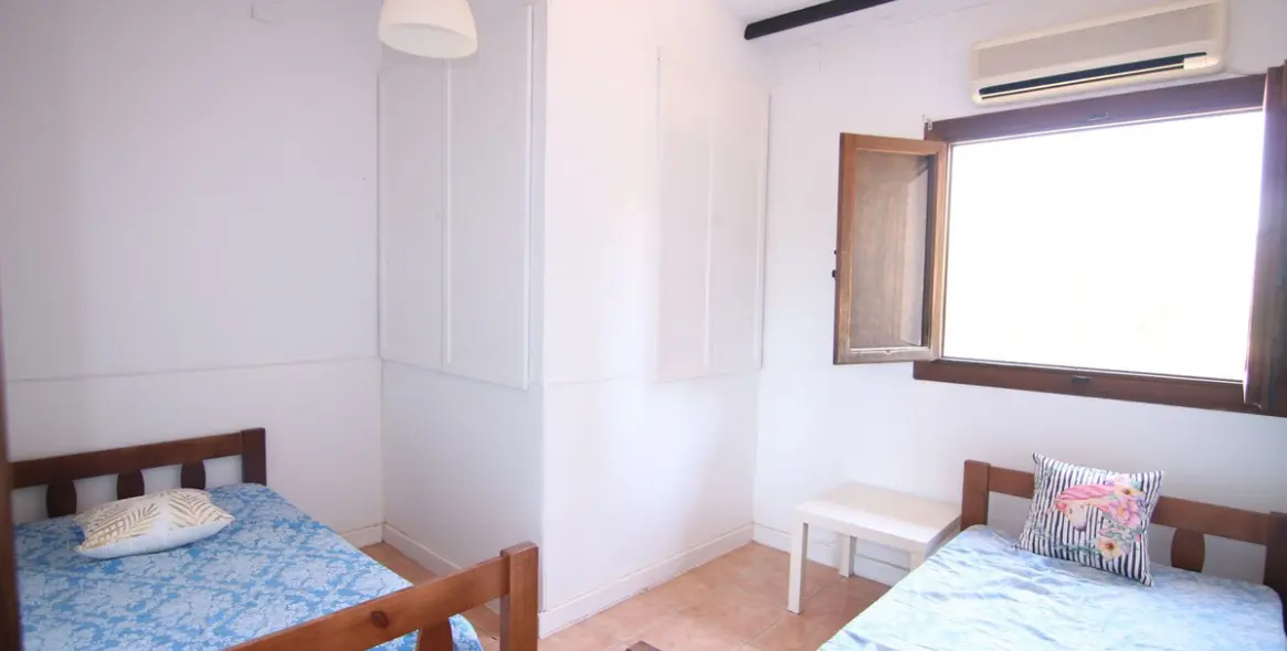 Sale of detached villa in Pizarra 11