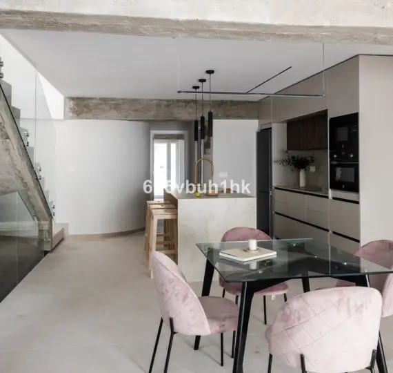 Таунхаус R5168527