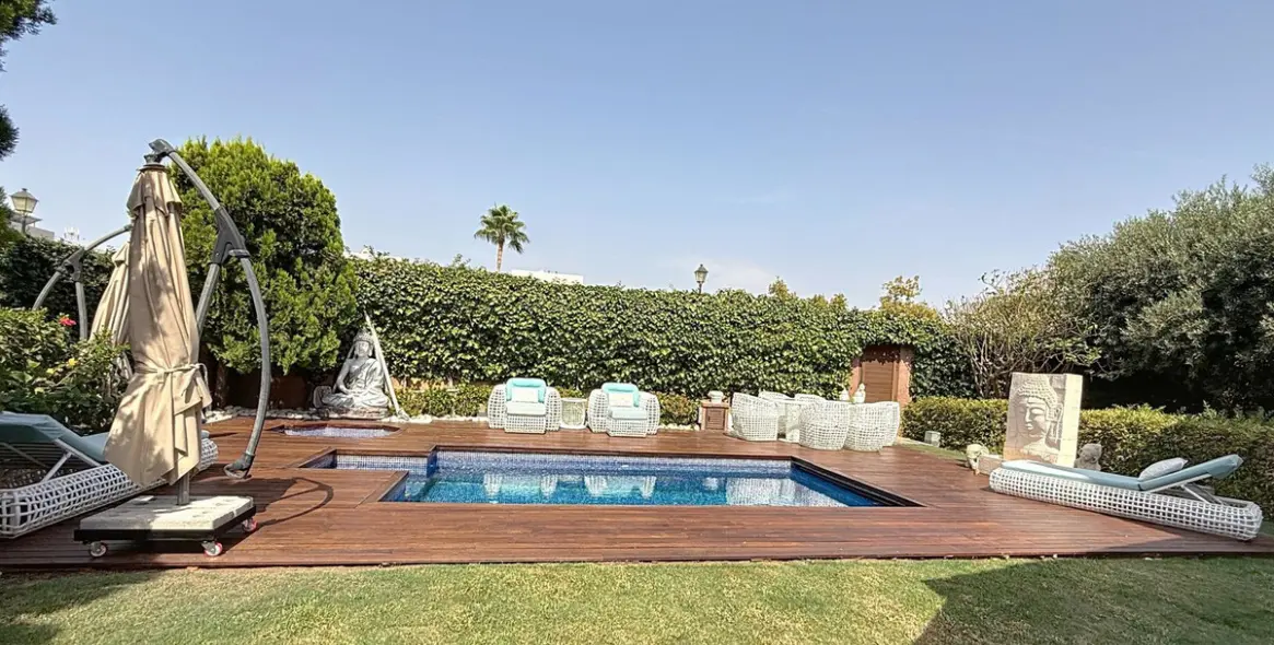 Продажа  отдельно стоящей виллы в Torre del Mar 23