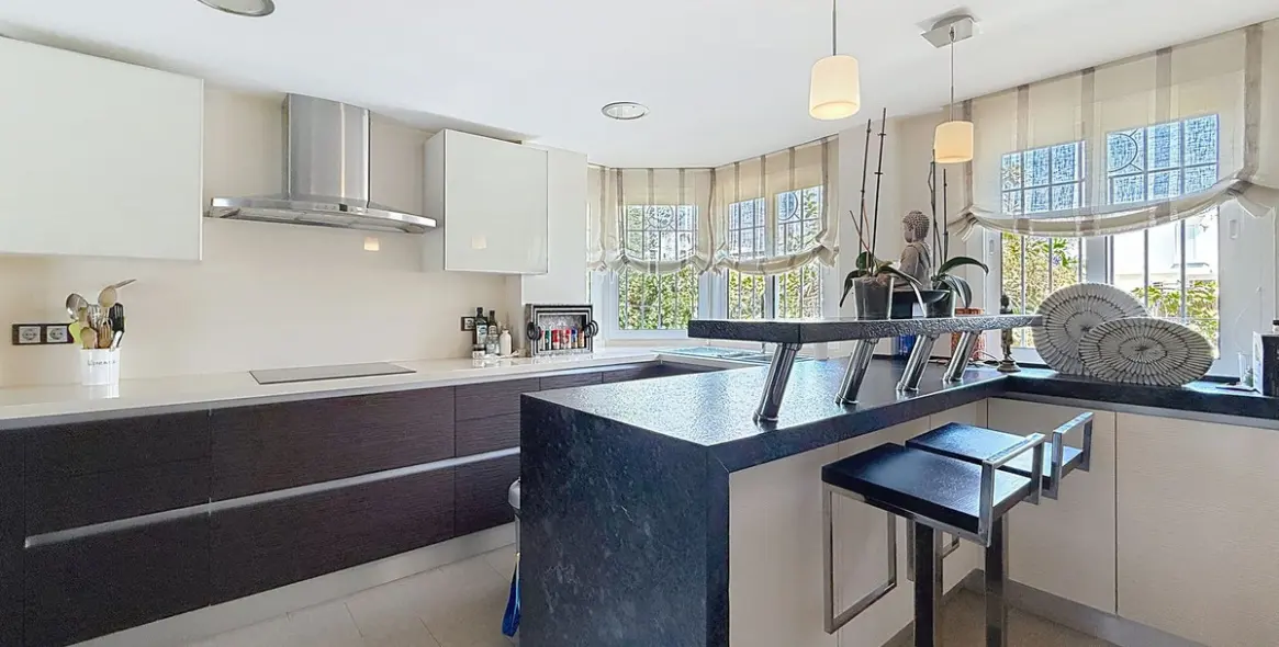 Продажа  отдельно стоящей виллы в Torre del Mar 56