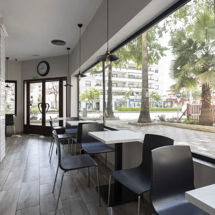 Sale of café in Marbella