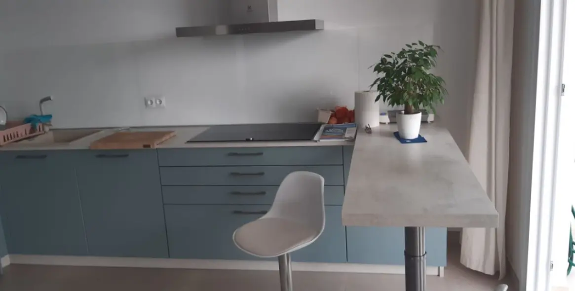 Sale of middle floor apartment in Estepona 16