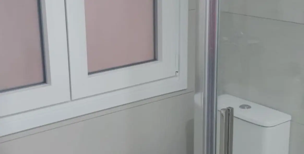 Sale of middle floor apartment in Estepona 19