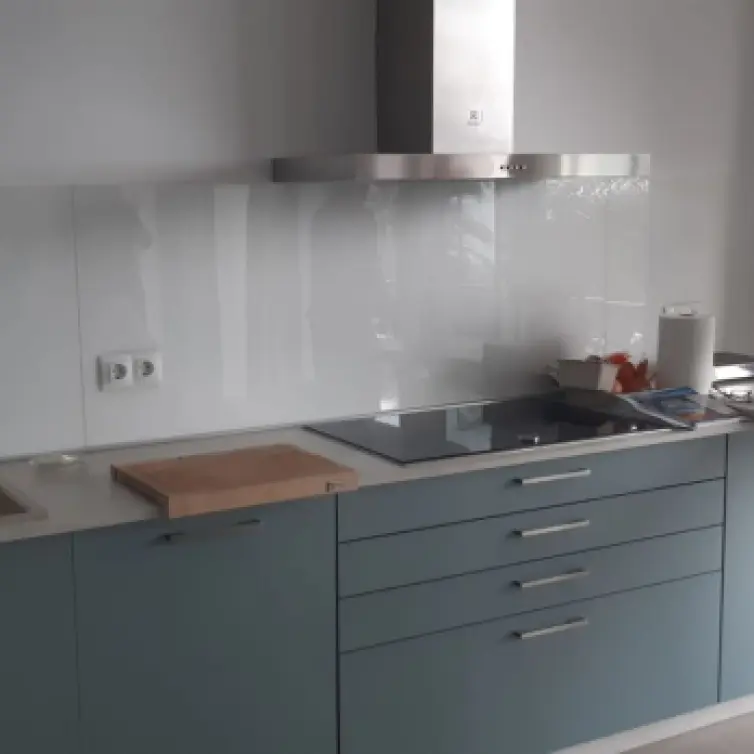 Venta de apartamento en planta media en Estepona