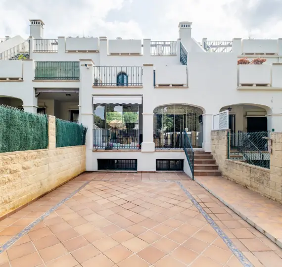 Sale of townhouse in Nagüeles