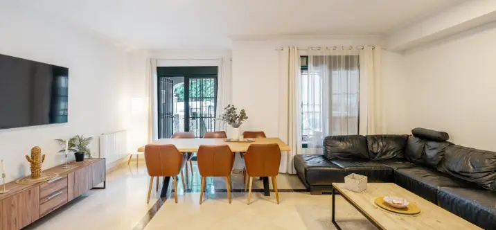 Sale of townhouse in Nagüeles 2