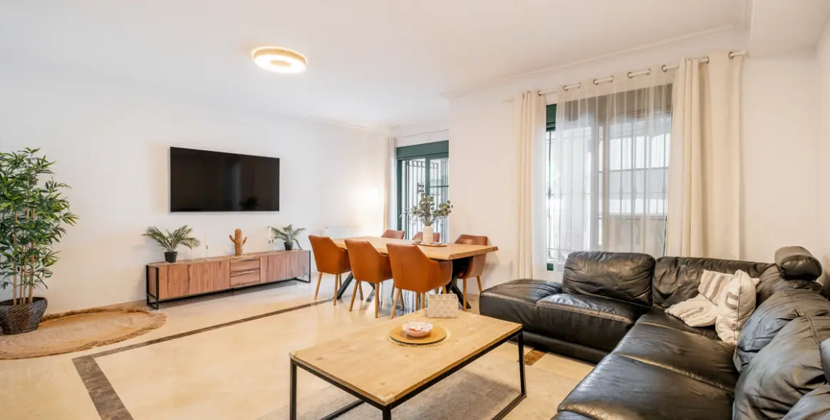 Sale of townhouse in Nagüeles 4