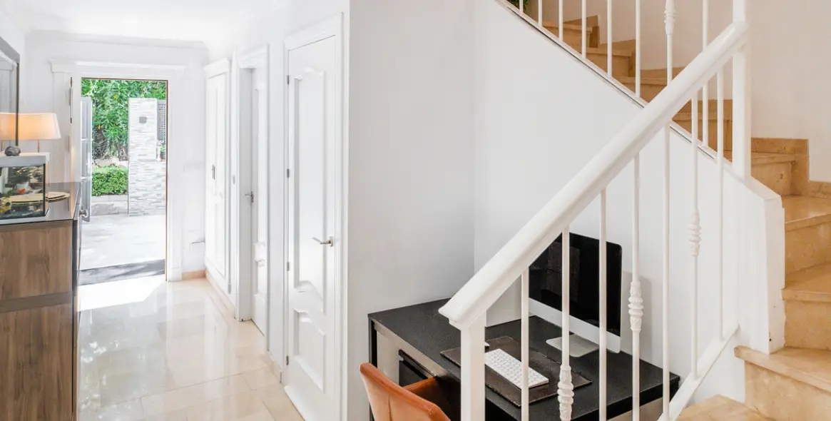 Sale of townhouse in Nagüeles 7