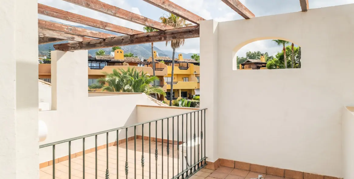 Sale of townhouse in Nagüeles 19