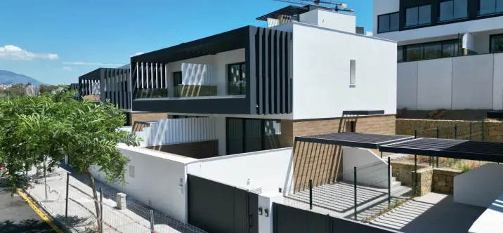 Venta de casa pareada en Estepona 0