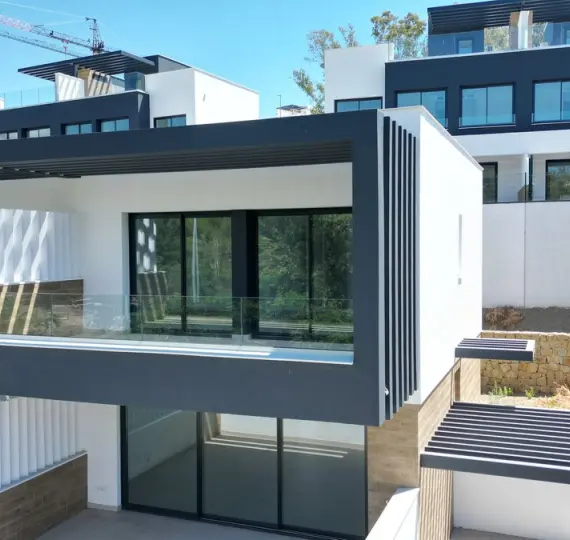 Venta de casa pareada en Estepona