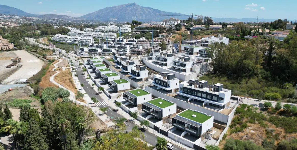 Sale of semi-detached house in Estepona 4