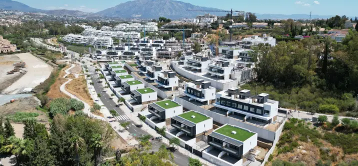 Venta de casa pareada en Estepona 3