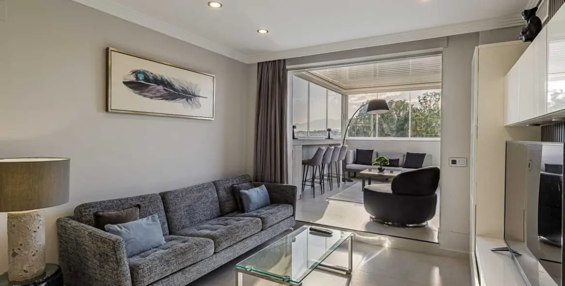 Sale of penthouse in Nueva Andalucía 7