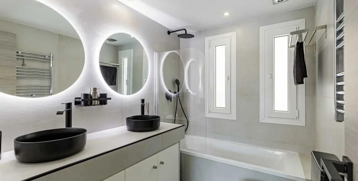 Sale of penthouse in Nueva Andalucía 17