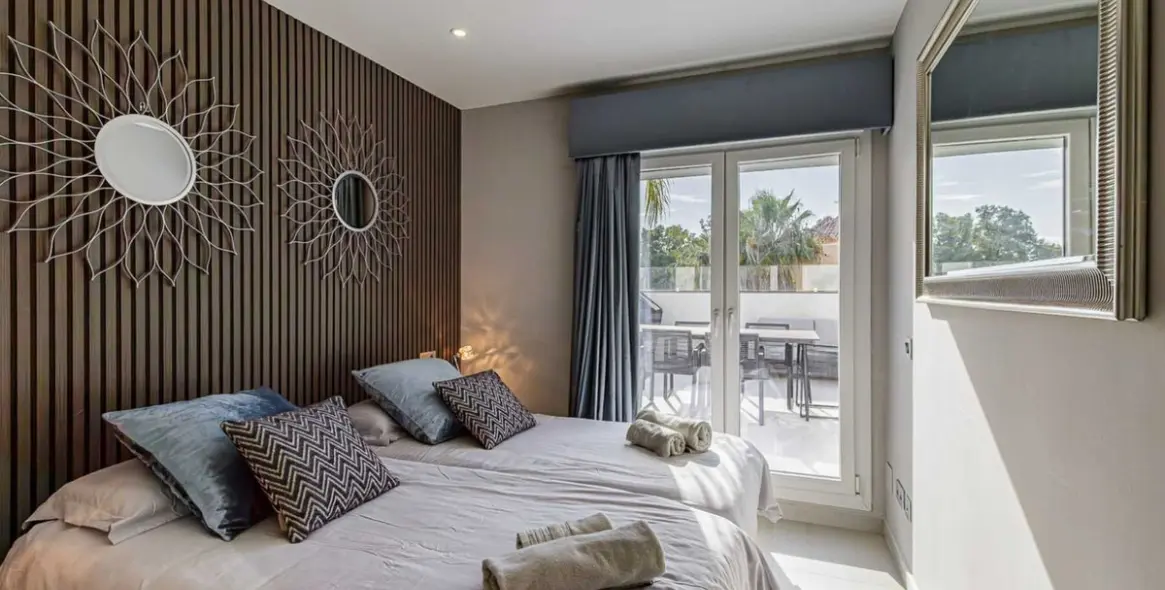 Sale of penthouse in Nueva Andalucía 21