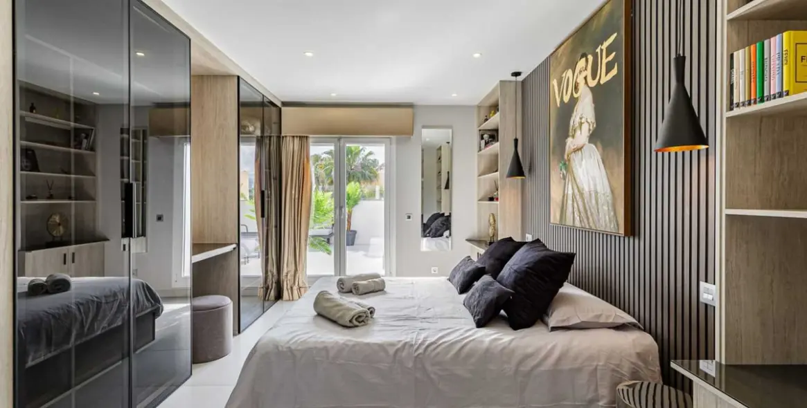 Sale of penthouse in Nueva Andalucía 30