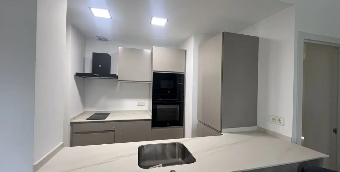 Продажа апартаментов на первом этаже в Puerto Banús 7