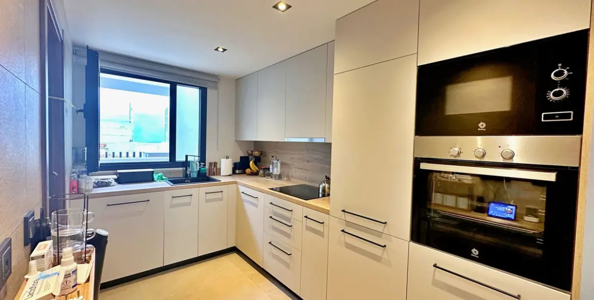 Sale of middle floor apartment in Nueva Andalucía 3