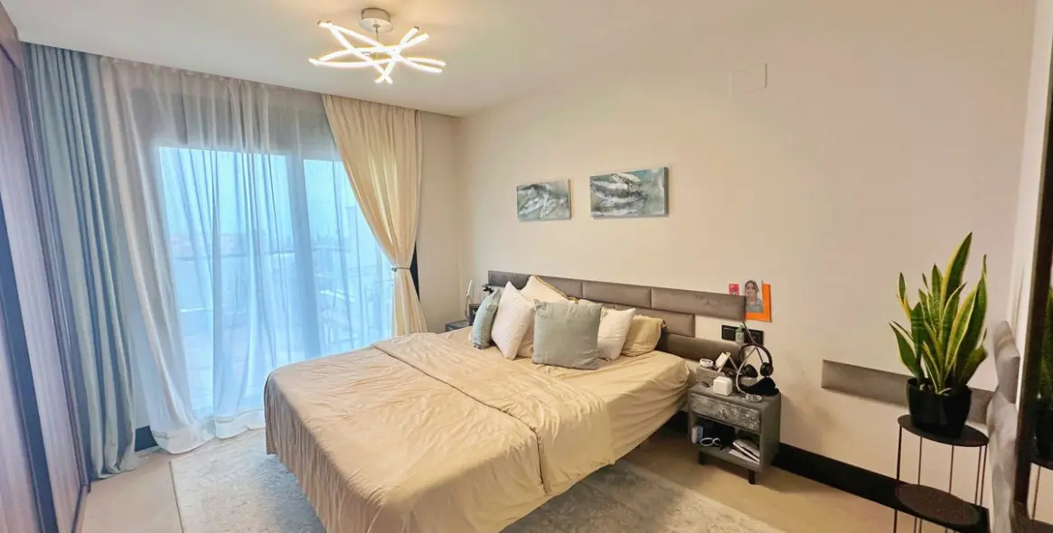 Sale of middle floor apartment in Nueva Andalucía 4