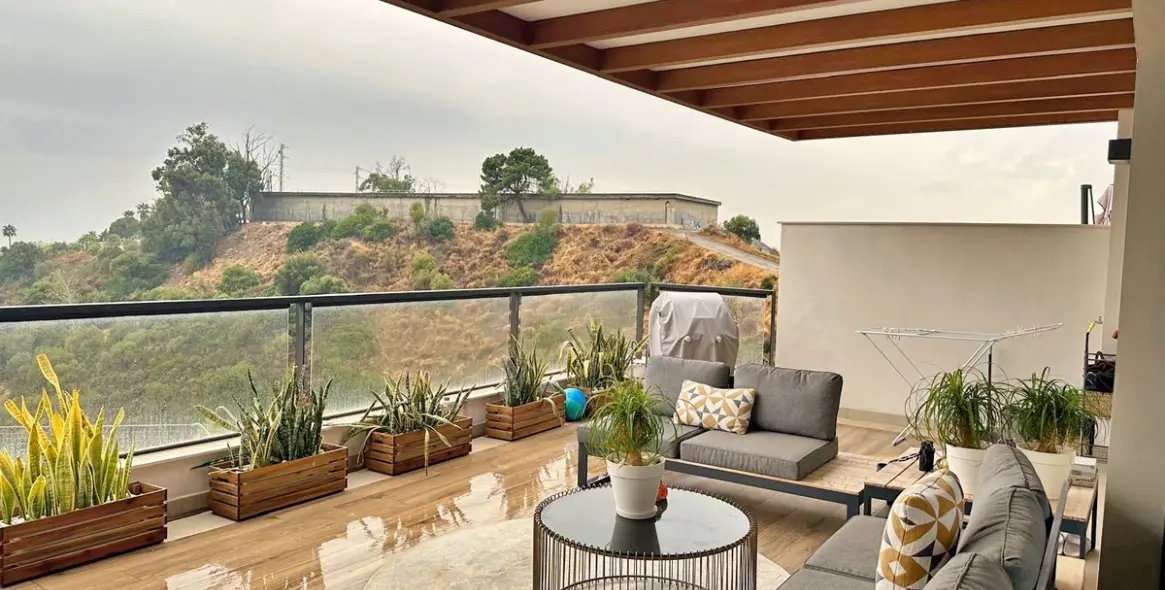 Sale of middle floor apartment in Nueva Andalucía 6