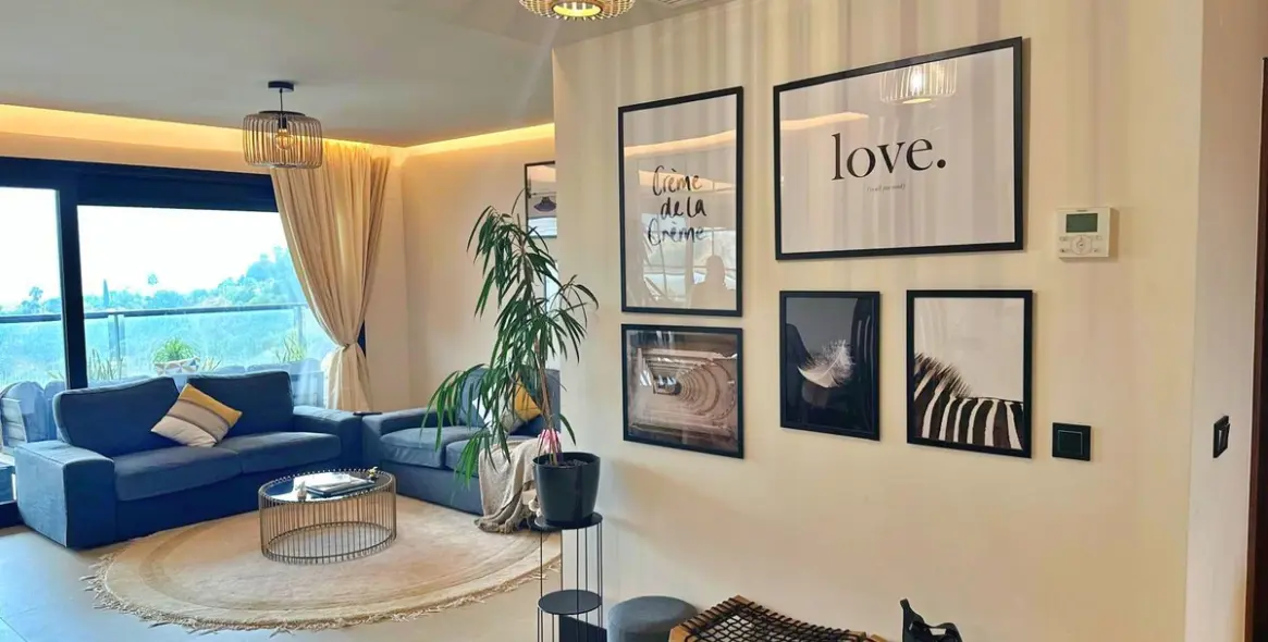 Sale of middle floor apartment in Nueva Andalucía 12