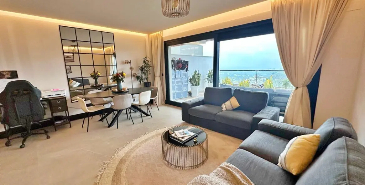 Sale of middle floor apartment in Nueva Andalucía 15