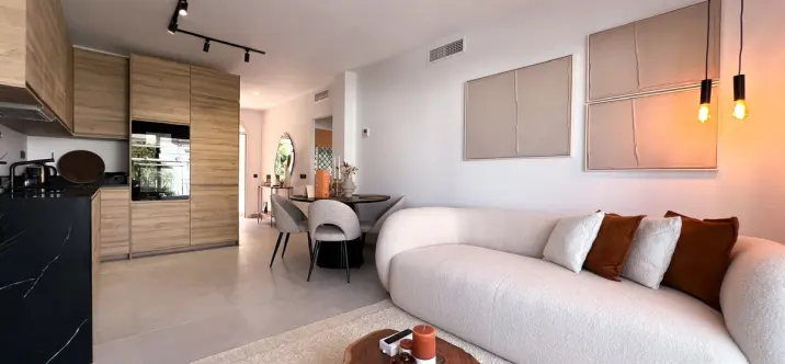 Sale of penthouse duplex in Nueva Andalucía 1