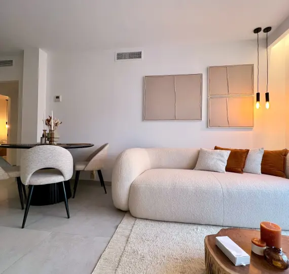 Sale of penthouse duplex in Nueva Andalucía