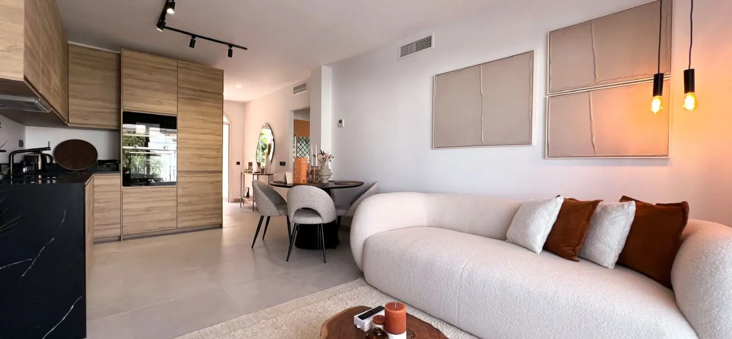 Sale of penthouse duplex in Nueva Andalucía 1