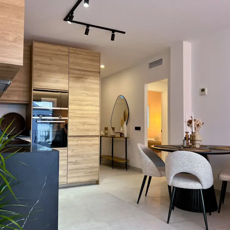 Sale of penthouse duplex in Nueva Andalucía