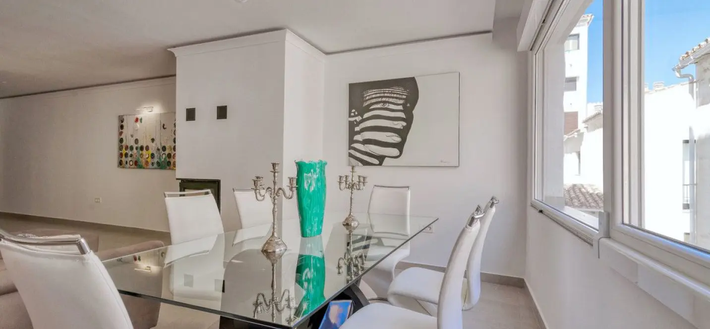 Продажа апартаментов на среднем этаже в Puerto Banús 1