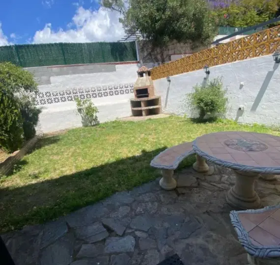 Venta de casa pareada en Marbella