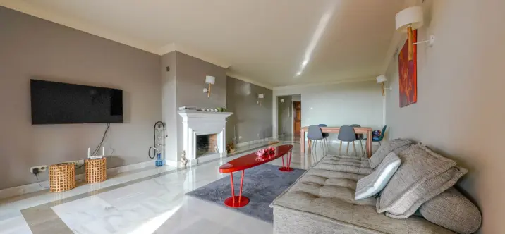 Sale of middle floor apartment in Monte Halcones 2