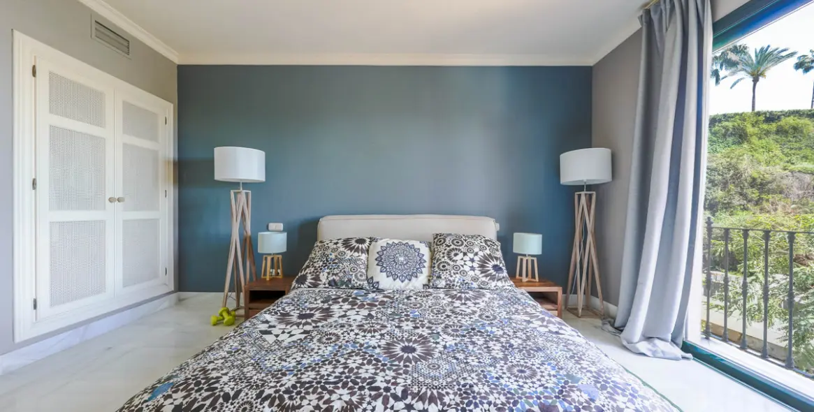 Sale of middle floor apartment in Monte Halcones 9