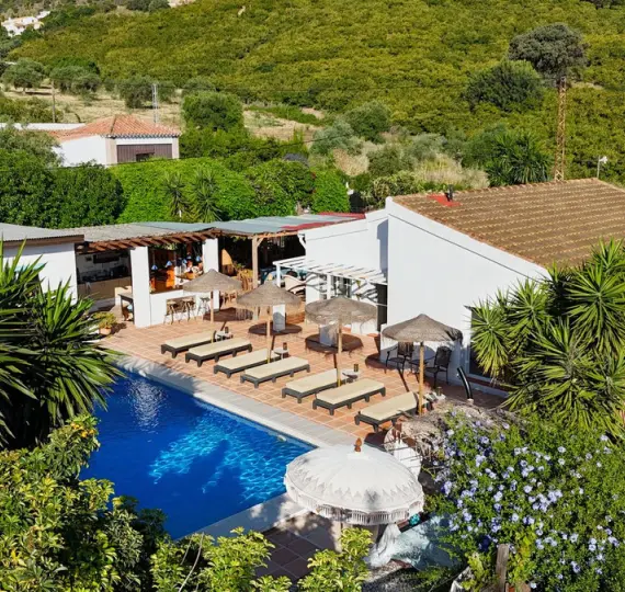 Продажа  отдельно стоящей виллы в Alhaurín el Grande