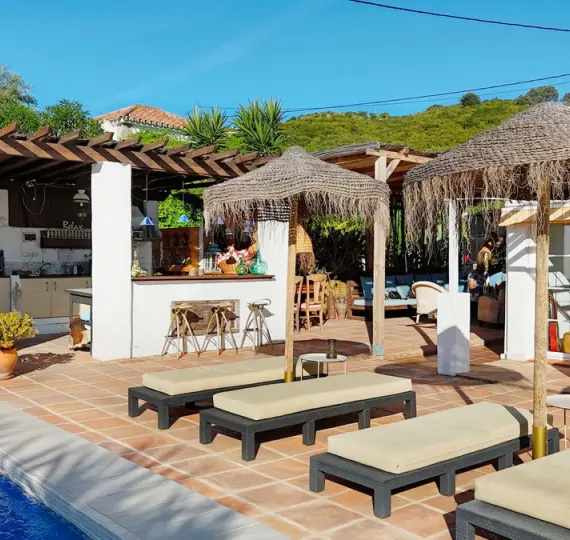 Продажа  отдельно стоящей виллы в Alhaurín el Grande