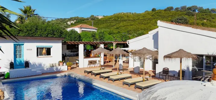 Продажа  отдельно стоящей виллы в Alhaurín el Grande 3