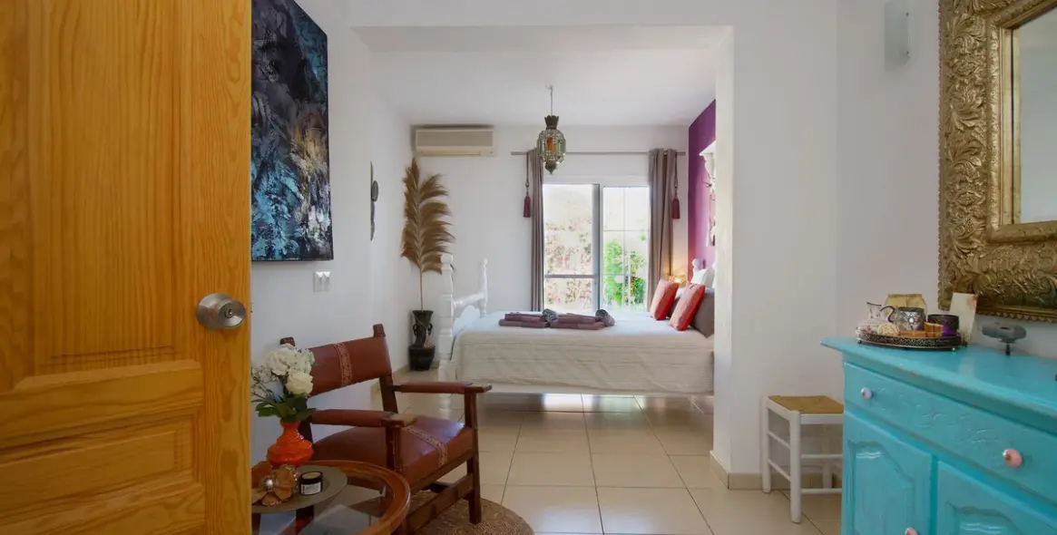 Sale of detached villa in Alhaurín el Grande 28