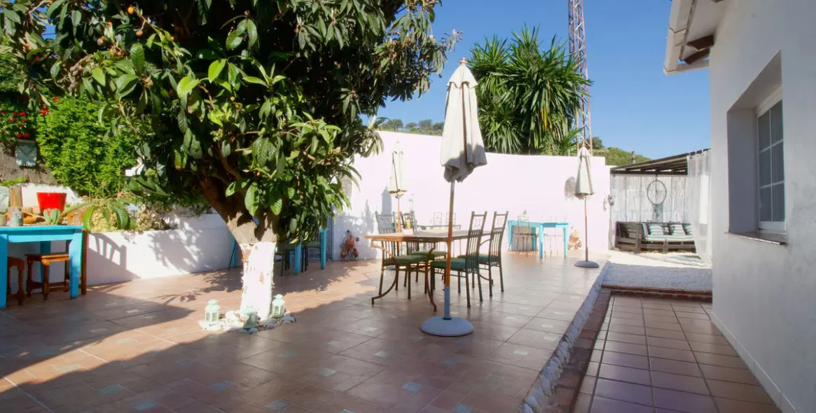 Sale of detached villa in Alhaurín el Grande 38